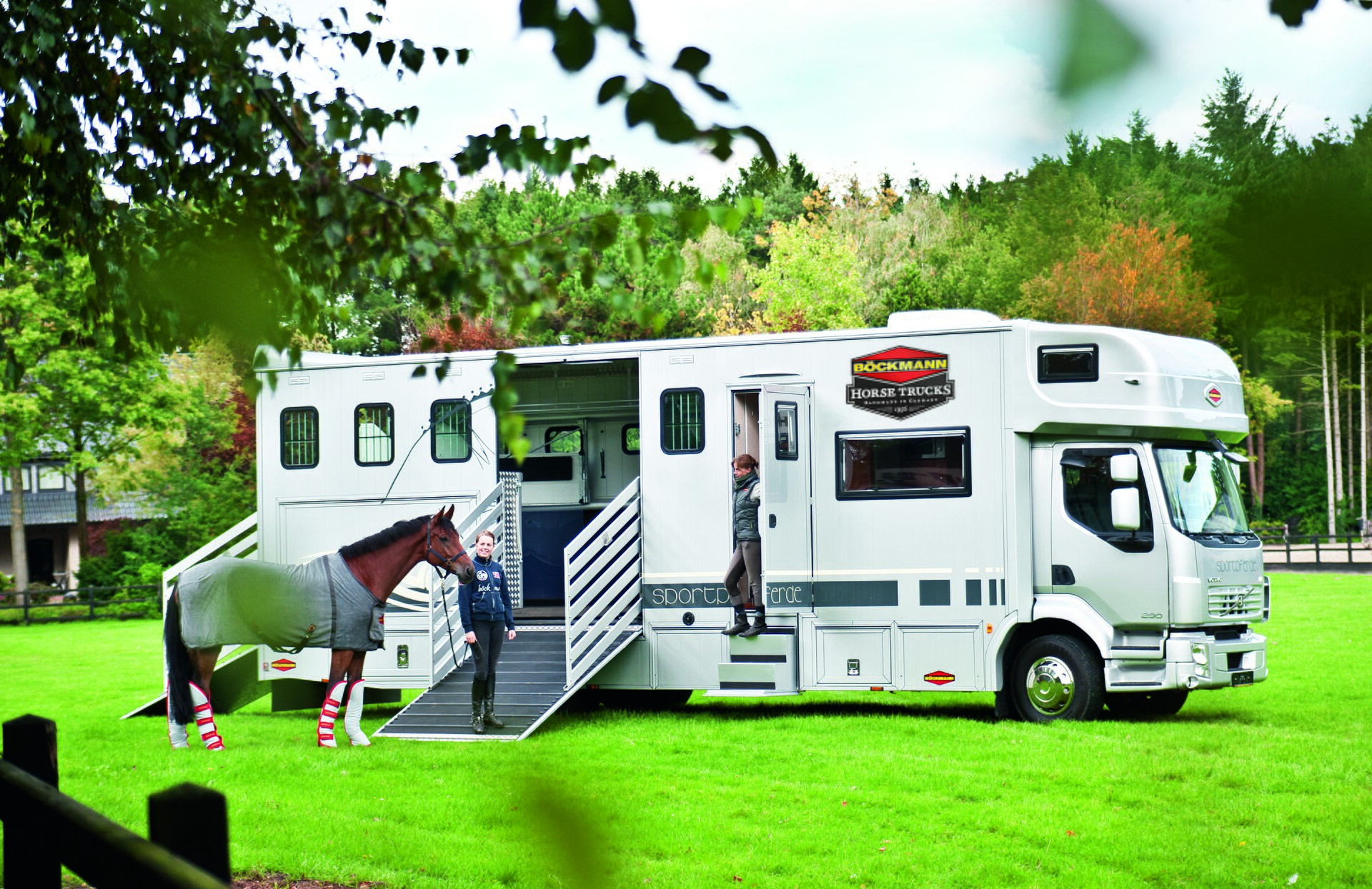 Volvo VM 360 8x2 Rígido 2020
